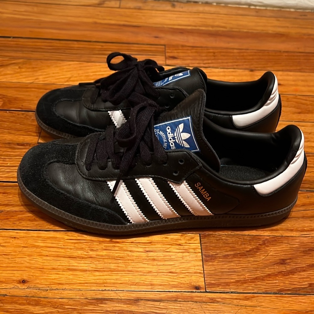 Adidas Sambas
